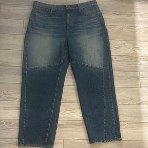 Maxwell Women’s Baggy Tapered Jean Size 33 (14/16) Cotton Blue Denim Jeans NWT
